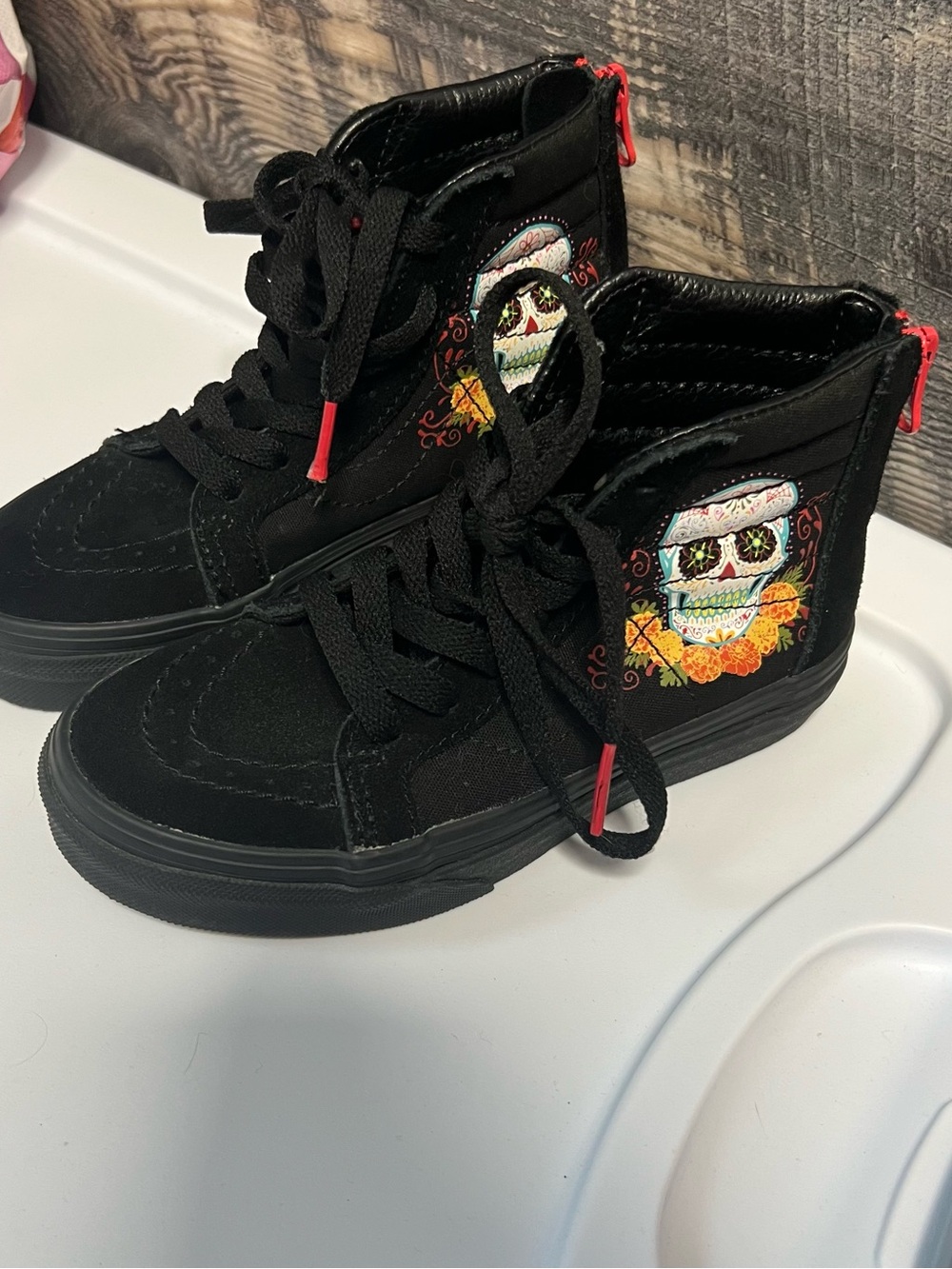 Vans Kids Sk8-Hi Zip Day of the Dead Skull High Top Sneakers Black Size 13